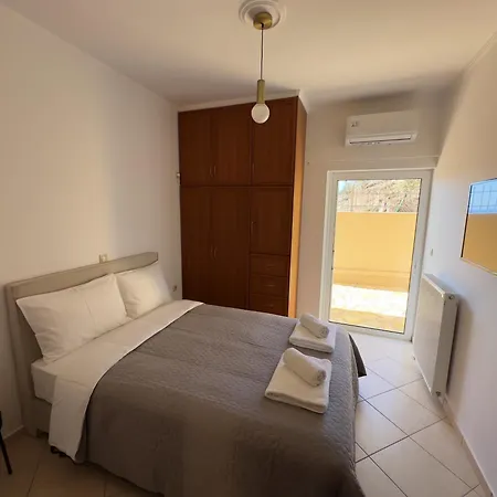 Eros Apartment Superb View Gytheion Exterior photo