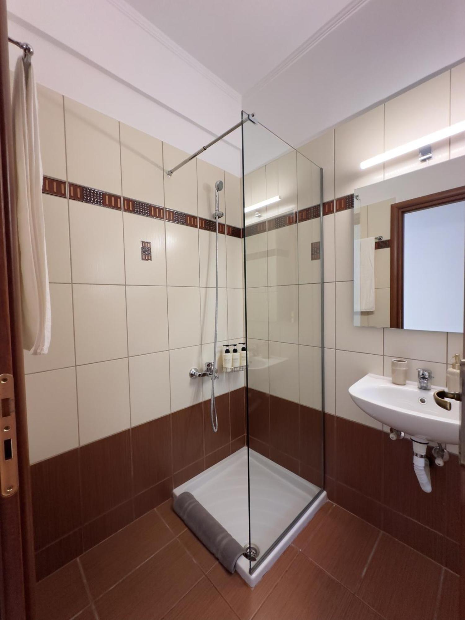 Eros Superb View Apartment Gythio